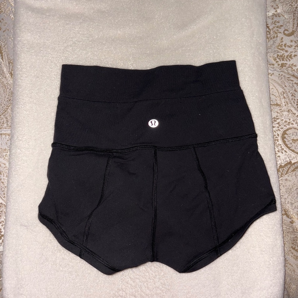 Lululemon booty shorts
